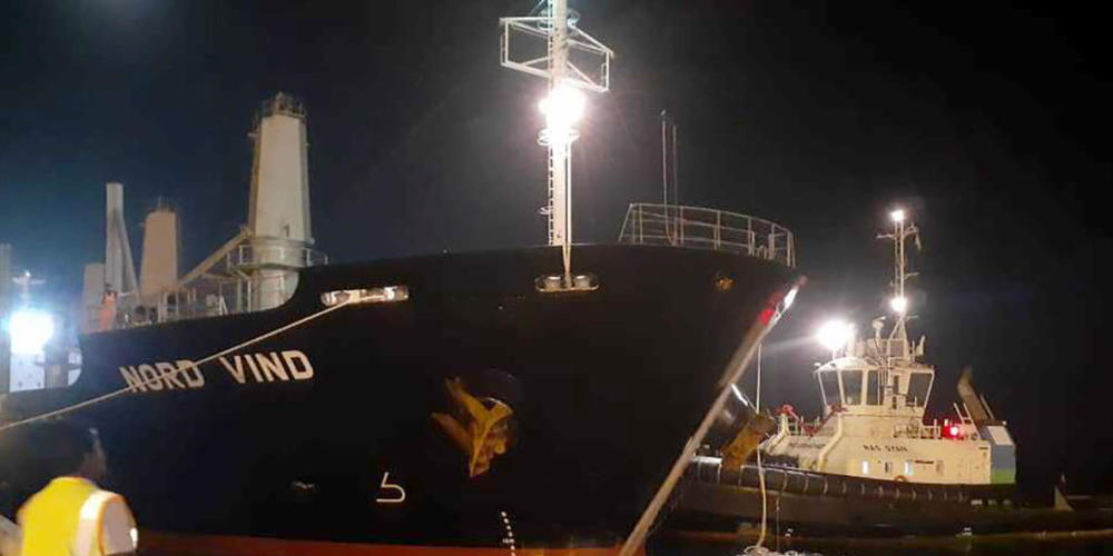 HANDOUT - Ein Schiff mit 25 000 Tonnen Getreide aus der Ukraine ist im Hafen von Doraleh in Dschibuti angekommen. Foto: -/Ukrainische Botschaft in Äthiopien/dpa - ACHTUNG: Nur zur redaktionellen Verwendung im Zusammenhang mit der aktuellen Bericht...