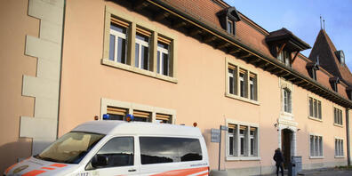Das Gerichtsgebäude in Yverdon-les-Bains: ein junger Afghane muss sich hier ab Montag wegen der mutmasslichen Tötung seiner 17-jährigen Freundin verantworten. (Archivbild)