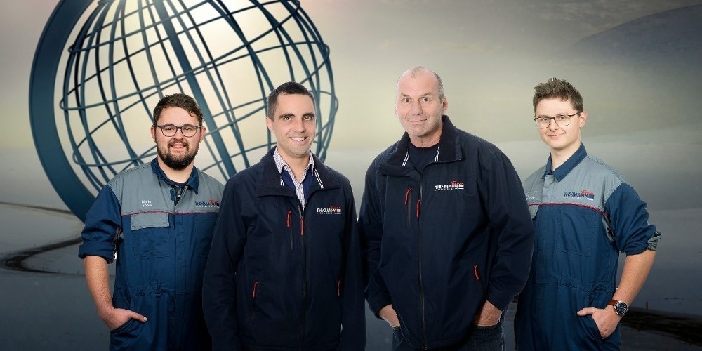Diese vier Männer stellen das Team der Thomann Nutzfahrzeuge AG bei der eNordkapp-Challenge 2022/23: Mario Speck, Erich Hofmann, Theo Widmer und Patrik Morgenthaler (v.l.n.r.).
