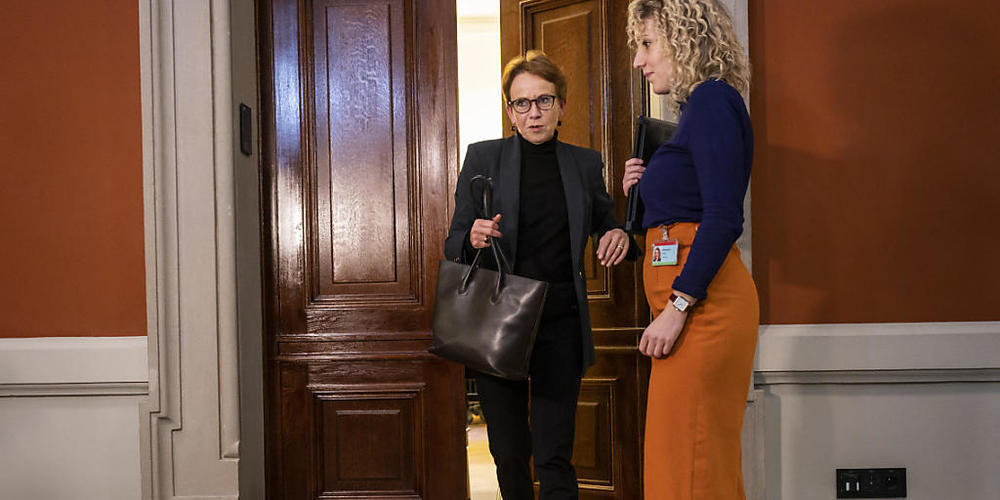 Sie konnte bei den Grünliberalen offenbar punkten: SP-Bundesratskandidatin Eva Herzog (links) wird laut GLP-Fraktionschefin Tiana Angelina Moser einen Grossteil der Stimmen ihrer Fraktion erhalten.