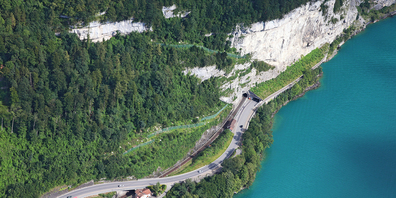 Vorläufig Grünes Licht für den Bau der neuen Axenstrasse. 