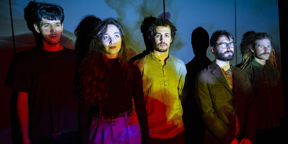 Katom, das sind James McClure, Francesca Gaza, Martín Theurillat, Nadav Erlich und Jordi Pallarés.