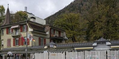In dieser Liegenschaft in Interlaken wurde im Oktober 2020 ein beliebter Wirt mit einem Baseballschläger erschlagen.