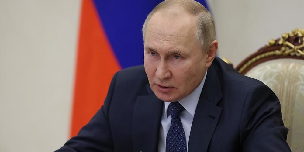 Russlands Präsident Wladimir Putin ist enttäuscht über Äußerungen von Deutschlands ehemaliger Kanzlerin Angela Merkel zur Ukraine. Foto: Mikhail Metzel/Pool Sputnik Kremlin/AP/dpa