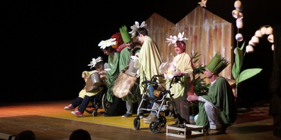 Eines der wunderbaren Szenenbilder, die von eingängigen Songs begleitet wurden