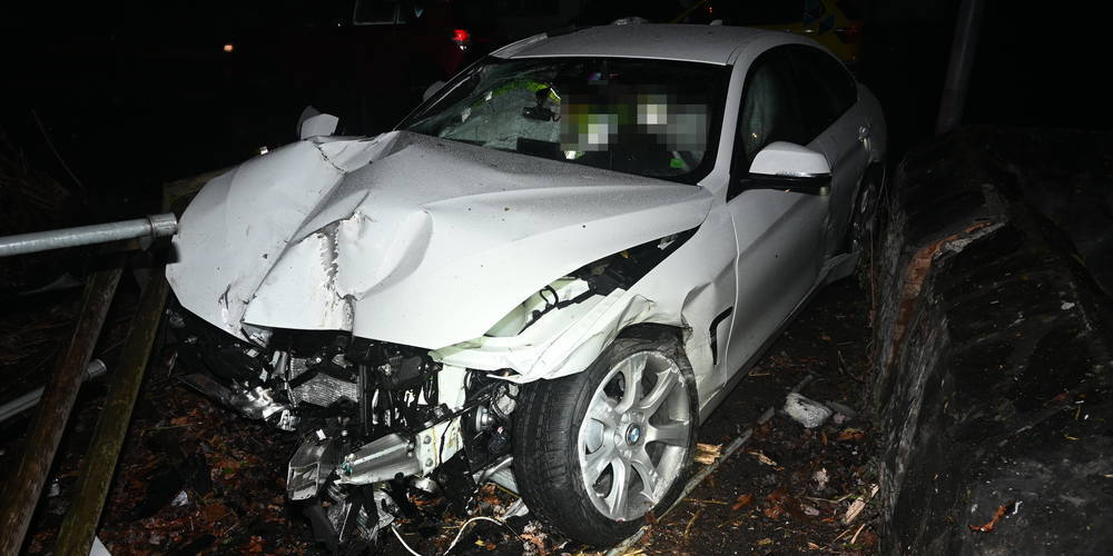 Am Auto entstand Totalschaden