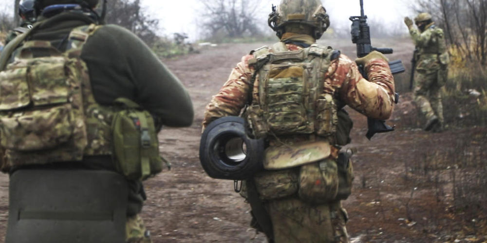 Die Ukraine dringt seit Monaten darauf, von Deutschland Kampfpanzer geliefert zu bekommen - bislang vergeblich. Foto: Roman Chop/AP/dpa