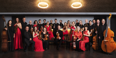 Das Zürcher Kammerorchester beginnt das Neujahrskonzert mit einem beliebten Klassiker aus seinem Programm, dem eleganten 2. Brandenburgischen Konzert.