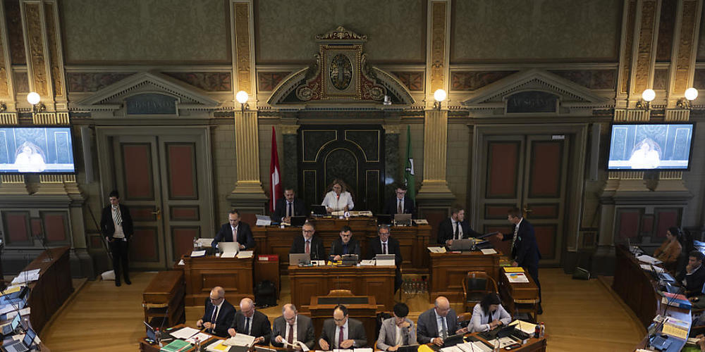 Der St. Galler Kantonsrat wird in der kommenden Februarsession über die Klimafonds-Initiative der SP und den Gegenvorschlag dazu entscheiden. (Archiv)