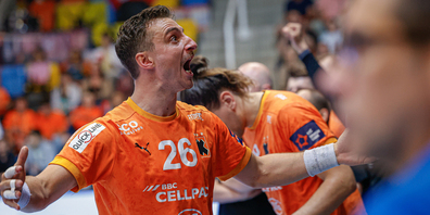 Lukas Herburger verlängert seinen Vertrag bei den Kadetten Schaffhausen bis 2025.