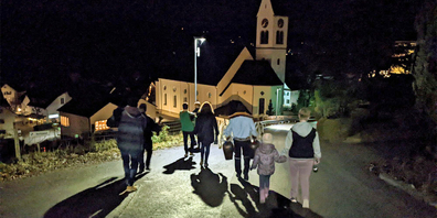 Nicht nur in Eschenbach: Auch in Schmerikon ziehen Kinder und Erwachsene am 31. Dezember frühmorgens «lärmend» durch die Strassen.