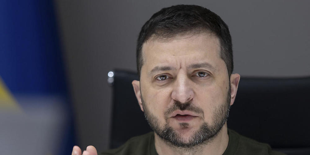 HANDOUT - Der ukrainische Präsident Wolodymyr Selenskyj würde laut eigener Aussage gegen den russischen Präsidenten Wladimir Putin in den Ring steigen. Foto: Ukraine Presidency/Planet Pix via ZUMA Press Wire/dpa - ACHTUNG: Nur zur redaktionellen V...