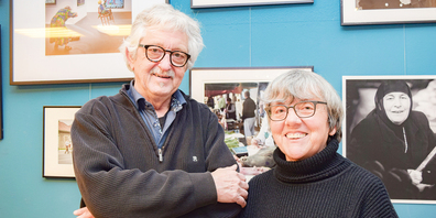 Margrit und Peter Hunziker verabschieden sich von ihrer Kundschaft. 