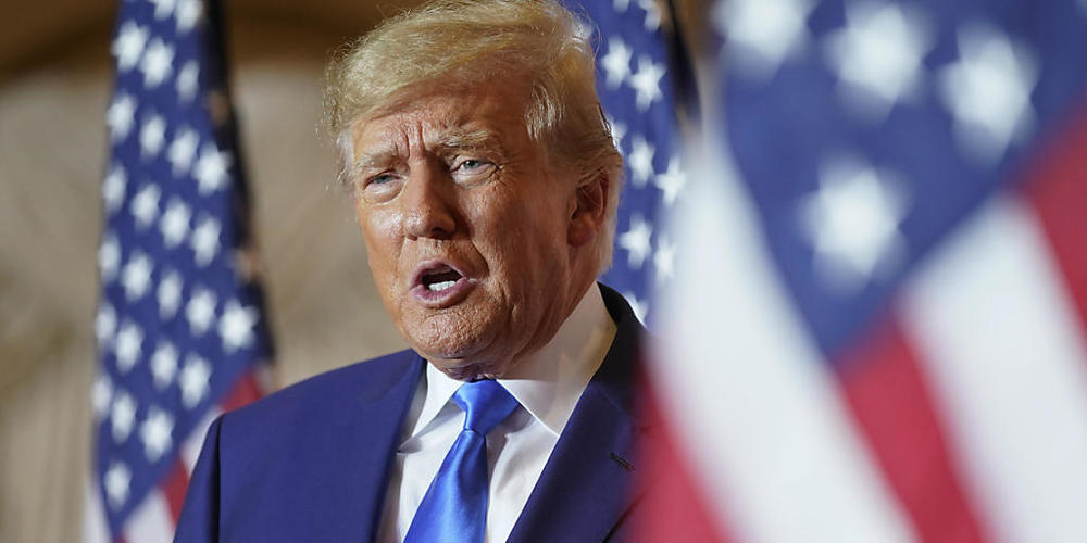 ARCHIV - Der Kapitol-Ausschuss wirft Donald Trump nach dem Sturm seiner Anhänger auf den Kongress vier schwerwiegende Straftaten vor. Foto: Andrew Harnik/AP/dpa