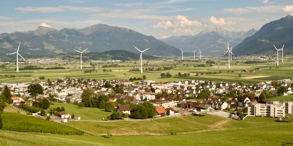 Laut Landschaftsschützern würden die zehn Windräder «die Linthebene zu einer grossräumigen Industriezone degradieren».