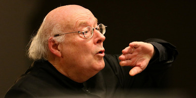 Die Ukrainische Nationalphilharmonie Lemberg/L’viv wird vom Bündner Simon Camartin dirigiert