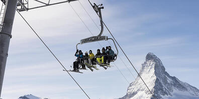 In Schweizer Skigebieten dürfte in diesem Winter viel los sein. Trotz höherer Preise ist die Buchungslage gut.(Symbolbild)