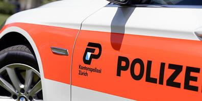 In Illnau soll ein Jugendlicher einen Knaben durch Fusstritte verletzt haben. Die Polizei sucht Zeugen. (Symbolbild)