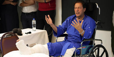 dpatopbilder - Imran Khan, ehemaliger Premierminister von Pakistan, darf das Krankenhaus nun verlassen. Foto: K.M. Chaudary/AP/dpa