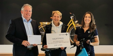 Die Kreuzlingerin Evelin Veres durfte bei Tour de Suisse den Hauptpreis der diesjährigen Cyclomania-Challenge entgegennehmen. 