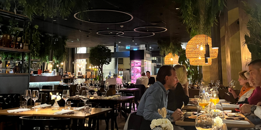 «Senso Kitchen» spezialisiert sich auf Steak und Sushi.