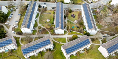 Fast schon eine Solarorgie: Die städtische Wohnsiedlung Glaubten in Affoltern.