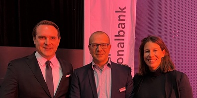Im Bild von links: Dr. Christian Marcolli (Sportpsychologe und Mentalcoach), Markus Rusch (Niederlassungsleiter der SGKB Wil) und Dominique Gisin (Olympiasiegerin).