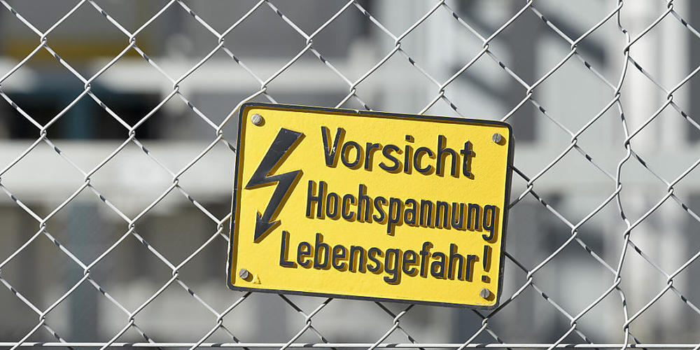 Der Bundesrat hat das Terrain vorbereitet, damit der Bund rasch Verträge für Notstromgruppen für den kommenden Winter unterzeichnen kann. (Themenbild)