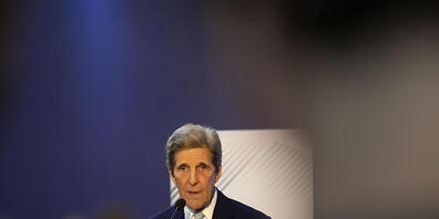 John Kerry, der Sonderbeauftragte des US-Präsidenten für Klimafragen spricht während der Veranstaltung "Accelerating the Clean Energy Transition in Developing Countries". Foto: Gehad Hamdy/dpa