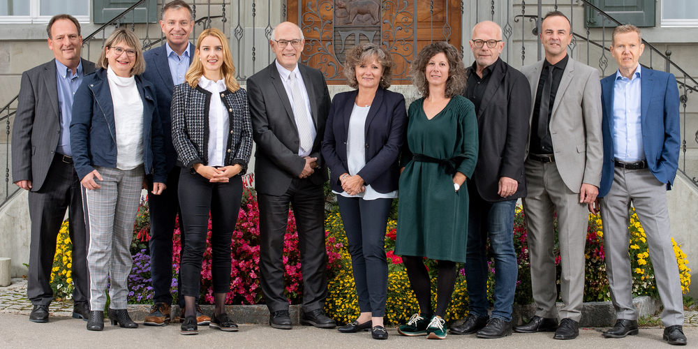 Der Teufener Gemeinderat der Legislaturperiode 2019-2023: Gemeindeschreiber Markus Peter, Beatrice Weiler-Schober, Marco Sütterle,  Muriel Frei, Gemeindepräsident Reto Altherr, Pascale Sigg-Bischof (zurückgetreten), Kathrin Dörig, Peter Renn, Roger Stutz und Urs Spielmann