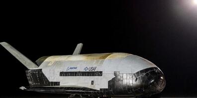 Eine Raumfahrtdrohne der US-Armee ist nach fast zweieinhalb Jahren im All wieder zur Erde zurückgekehrt. Das unbemannte Raumfahrzeug X-37B sei am Samstag am US-Weltraumbahnhof Kennedy Space Center gelandet, teilte das US-Unternehmen Boeing mit.