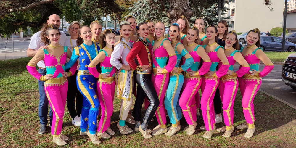 Die Rocket Girls (international Team Infinity) an der WM in Lyon.