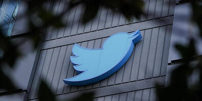 Twitter wird die Verifikations-Häckchen bald wieder einführen. (Archivbild)