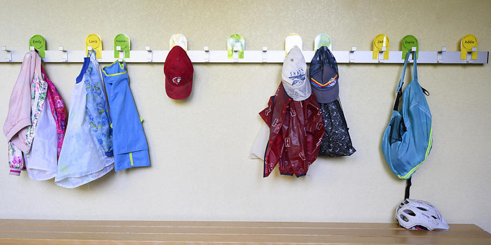 In St. Galler Schulen konnten nach dem Sommer fast alle Stellen besetzt werden - aber nicht alle mit ausgebildeten Lehrerinnen und Lehrern. (Symbolbild)
