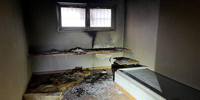 Die St. Galler Polizei vermutet, dass es dem Häftling gelang, ein Feuerzeug in die Zelle zu schmuggeln.