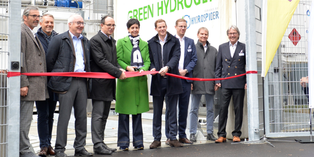 Offizielle Inbetriebnahme der Produktionsanlage