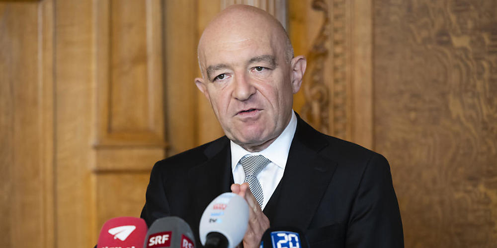 Der Zürcher Ständerat Daniel Jositsch darf sich nicht um die Nachfolge von Bundesrätin Simonetta Sommaruga bewerben. Die SP-Fraktion lässt nur Frauen-Kandidaturen zu. (Archivbild)