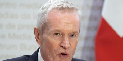 Eine Strommangellage im Winter ist derzeit unwahrscheinlich. Trotzdem ruft Elektrizitätskommissions-Präsident (Elcom) Werner Luginbühl zum Stromsparen auf: "Jede Kilowattstunde, die wir heute sparen, schont unsere Stauseen und die Gasspeicher im A...