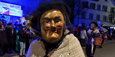Am Samstag, 8. Februar 2025, findet der traditionelle Uzner Gugger-Umzug statt. Angemeldet sind 56 Gruppen. (Archivbild)