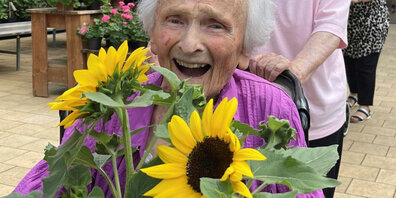 Bei der Aktivierung von demenzkranken Menschen sollen alle Sinne gefördert werden.