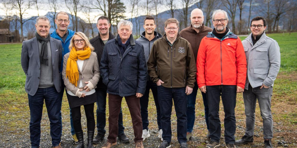 Bereit für die Sonderschau «NaturErlebenRheintal» an der Rhema 2023 (v.l.n.r.): Das OK mit Harald Herrsche, Erwin Rebmann, Christine Hutter, Peter Eugster, Fredi Büchel, Michael Dietrich, Hampi Sonderegger, Michael Ulmann, Werner Strub und Simon Büchel.