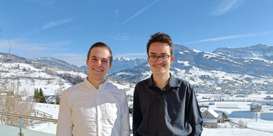 Gabriel Baal (links im Bild) übergab per 31. Januar 2023 die Position des Chefredaktors von Toggenburg24 an Jan Hartmann (rechts).