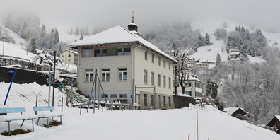 Das Schulhaus Innerthal geht Ende des Schuljahres zu. 