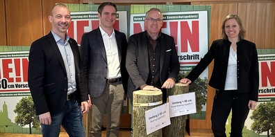 Donat Kuratli (SVP), Andreas Pfister (WISG), Christoph Solenthaler (HEV) und Liliane Kobler (FDP) an der Medienorientierung