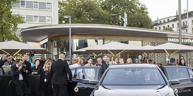 Die Stars werden in Limousinen an das Zurich Film Festival kutschiert. Die Mehrheit des Gemeinderats von Zürich will das ändern. 