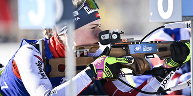 Amy Baserga blieb im Sprint im Schiessstand  fehlerfrei.