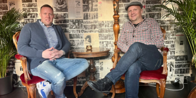 Sam Stephens und Mark Seman im neuen Klubhaus