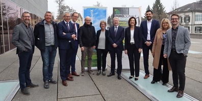 Die Macher der 10. Immozionale in Kreuzlingen: Urs Kramer, Werner Meister, Hans-Jörg Schoop, Thomas Leu, Reto Giovanoli, Zita Kornmayer, Daniel Kummer, Immozionale Geschäftsführerin Renate Giger, Thomas Mesmer, Daniela Chieco und Remo Thoma.