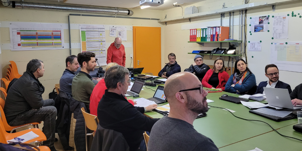 Briefing im Kommandoposten Verahus in Balgach