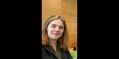 Die Polizei sucht die 21-jährige Jasmin aus Eigeltingen-Heudorf (D).